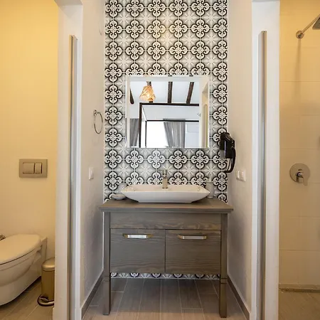 Z Exclusive And Hotel 3*