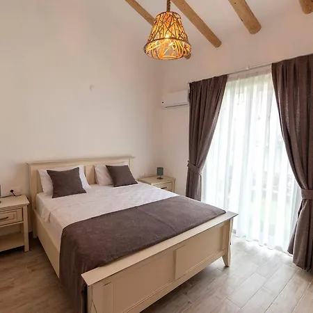 Hotel Z Exclusive And 2*