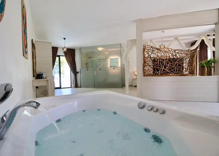 Hotell Z Exclusive And 3*